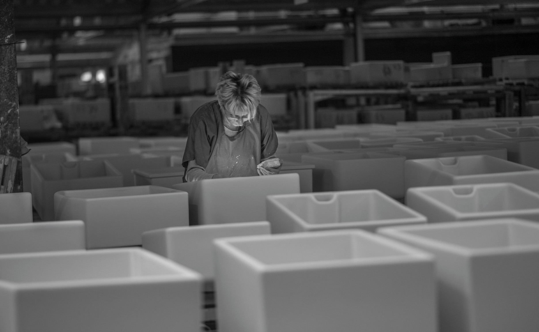 Shaws Hand Crafted Fireclay Sinks Shaws Hand Crafted Fireclay Sinks