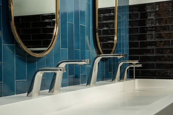 &nbsp; The Splash Lab Luxury Sensor Taps, Dispensers and Wash Troughs&nbsp;&nbsp;